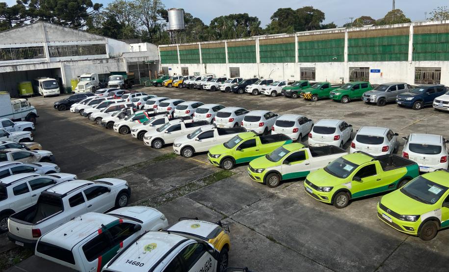 Governo do Paraná arrecada R$ 3,7 milhões com leilão de veículos oficiais