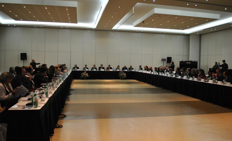 Secretária Dinorah Botto Portugal Nogara discute Regime Próprio de Previdência com dirigentes brasileiros e argentinos