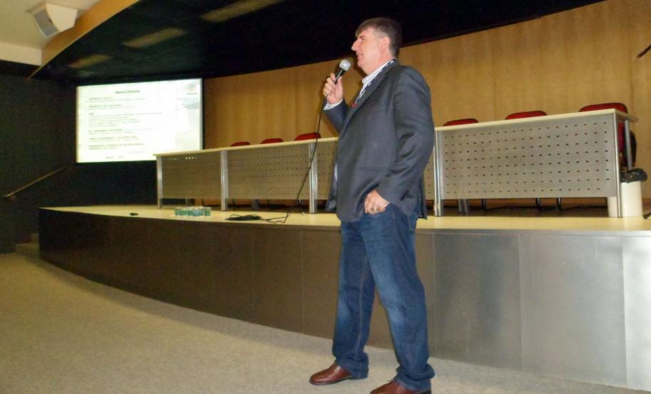 Os trabalhos foram conduzidos pelo coordenador do CAS, Emílio Antônio Trautwein