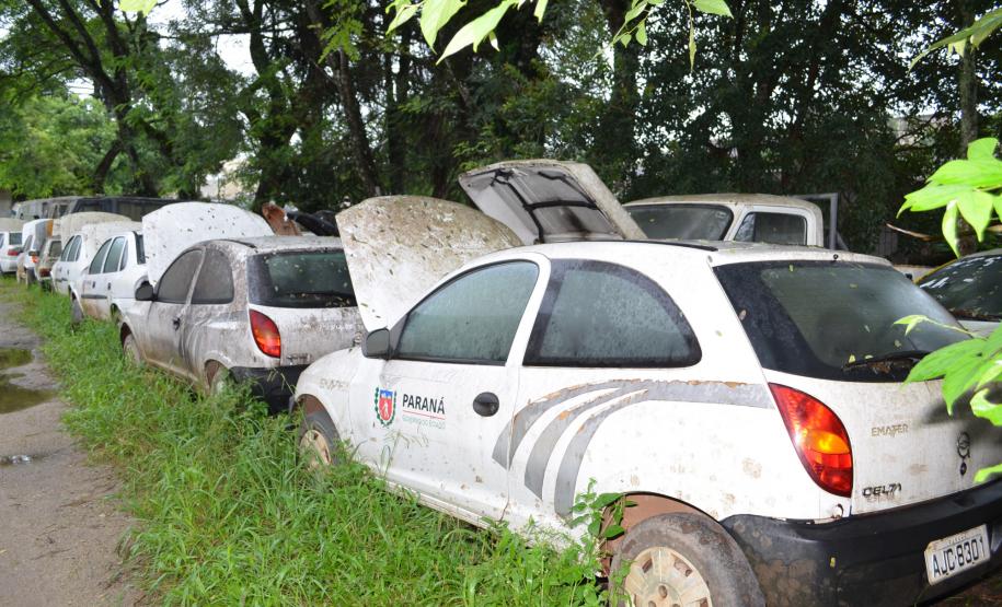 Estado arrecada mais de R$ 1,3 milhão em leilão de veículos Venda de sucatas e veículos inservíveis pela Secretaria da Administração e da Previdência foi realizada, pela primeira vez, também por meio da modalidade online.