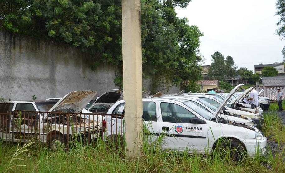 Estado arrecada mais de R$ 1,3 milhão em leilão de veículos Venda de sucatas e veículos inservíveis pela Secretaria da Administração e da Previdência foi realizada, pela primeira vez, também por meio da modalidade online.