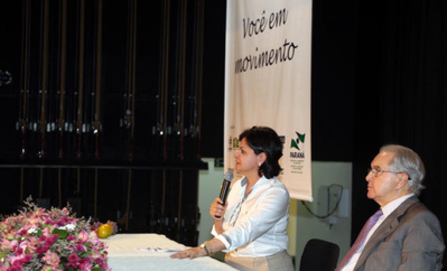 Programa Semana Viver a Vida dedica atenção a aposentados Abertura oficial presidida pela secretária de Administração e Previdência, Márcia Carla Pereira Ribeiro, representando o governador, e o presidente da ParanaPrevidência, Rafael Iatauro