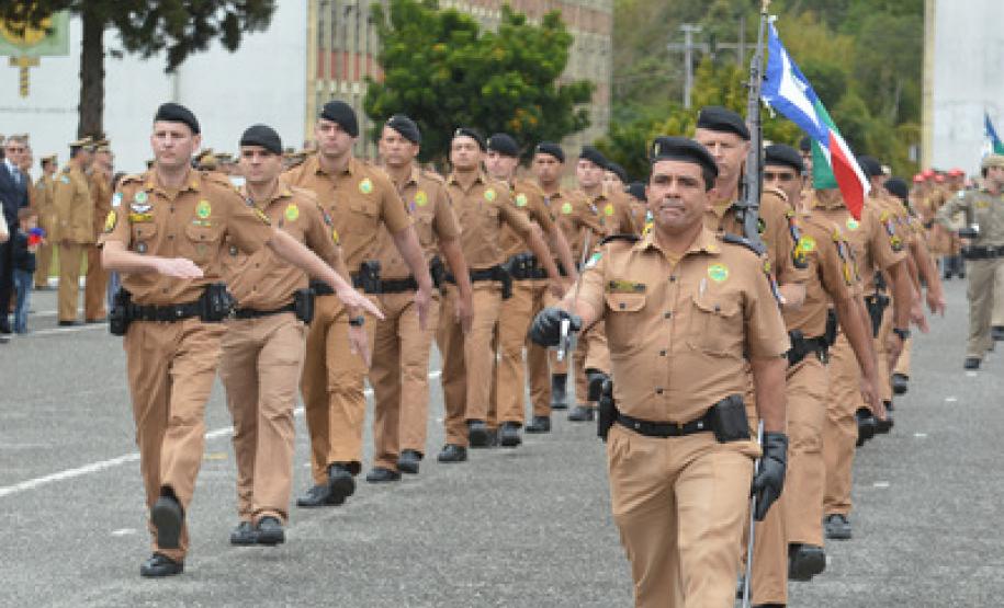 Quitação de progressões em atraso foi autorizada pelo governador Reto Richa. Até o final do ano serão pagos R$ 42 milhões em benefícios para profissionais da área