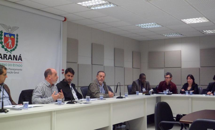 Fernando Ghignone participou da primeira reunião com representantes do Fórum das Entidades Sindicais (FES)