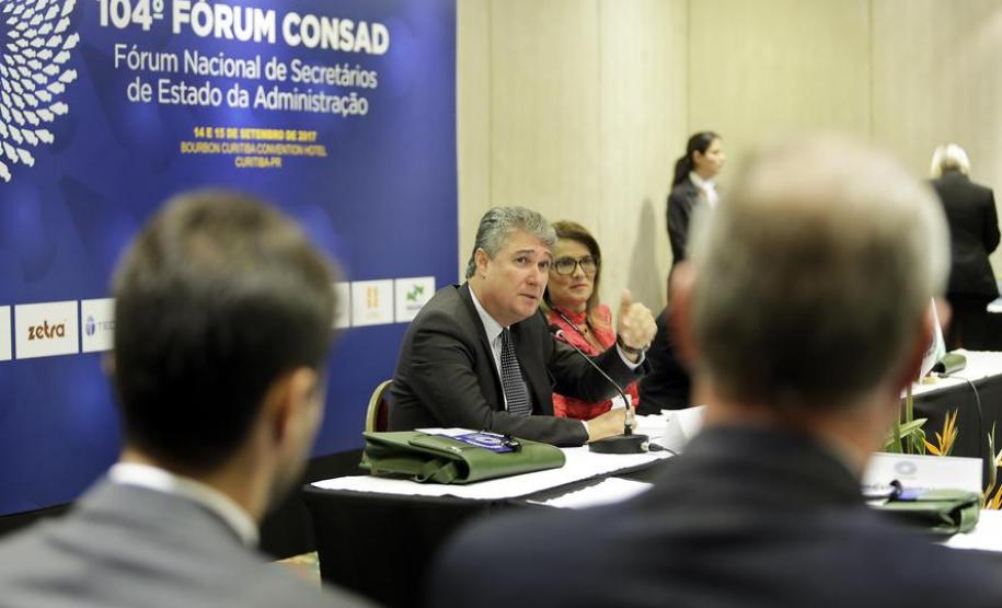 Abertura do 104º CONSAD - Fórum Nacional de Secretários de Estado da Administração, com palestra do secretário de Estado da Fazenda, Mauro Ricardo Costa, com a coordenação dos trabalhos do secretário de Estado da Administração do Paraná, Fernando Ghignone. Curitiba, 14/09/2017.