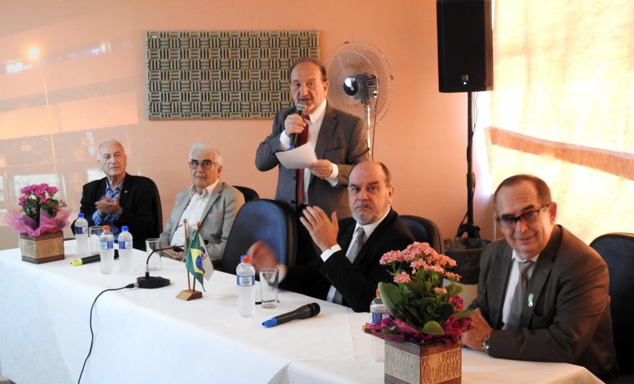 A acolhida foi feita pelo secretário da Administração e da Previdência, Fernando Ghignone, e pelo presidente da Junta Comercial, Ardisson Akel