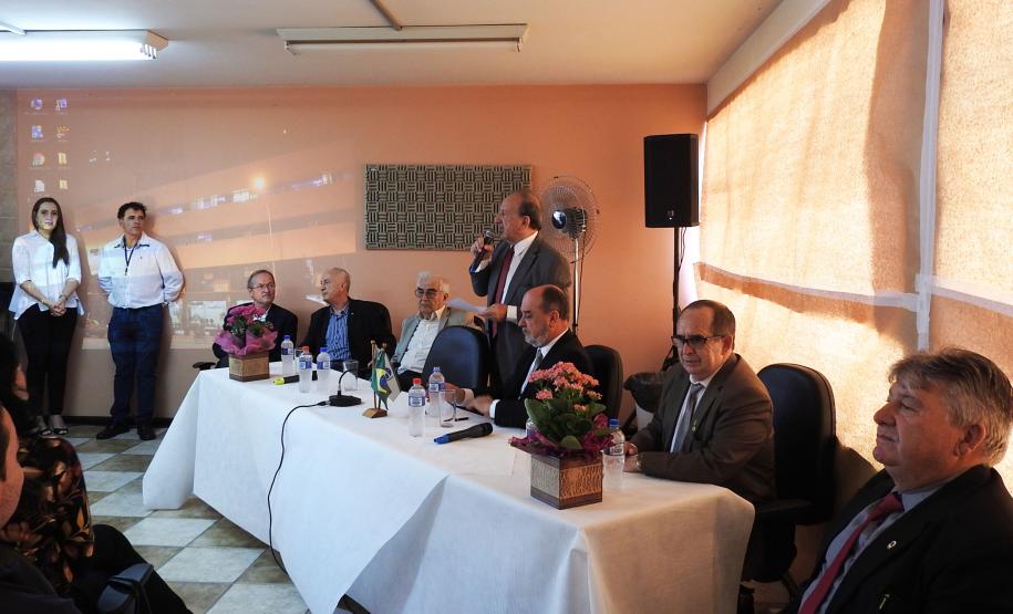 A acolhida foi feita pelo secretário da Administração e da Previdência, Fernando Ghignone, e pelo presidente da Junta Comercial, Ardisson Akel