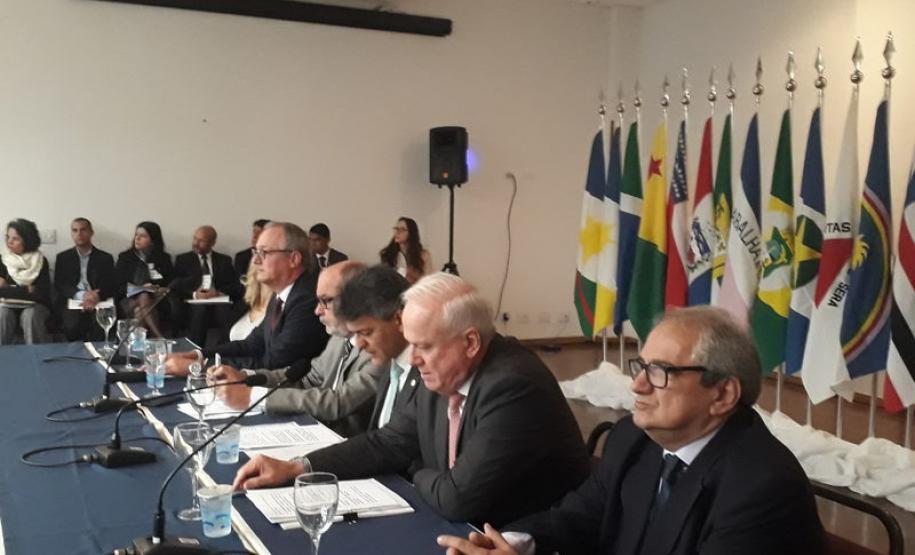 Secretário participa de reunião do Conaprev Reunião está sendo realizada na ParanaPrevidência