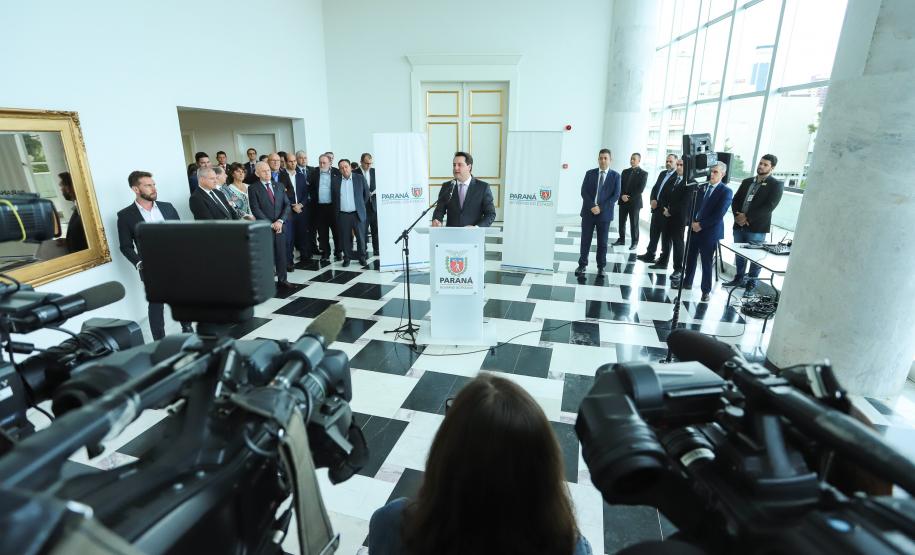 Maior volume de pessoal é para o efetivo da Polícia Militar (2.560). Além disso serão chamados 400 policiais civis, 96 peritos e médicos para a Polícia Científica, 1.269 agentes de cadeia, 400 profissionais da Saúde, 80 para a Agência de Defesa Agropecuária e 988 professores.