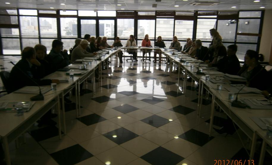 A secretária Dinorah Botto Portugal Nogara destacou a necessidade de envolvimento integral no cumprimento dos projetos matriciais