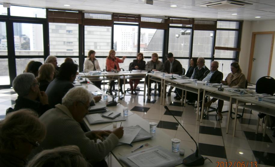 A secretária Dinorah Botto Portugal Nogara destacou a necessidade de envolvimento integral no cumprimento dos projetos matriciais