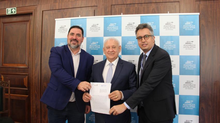 Governo do Paraná e Assembleia Legislativa firmam parceria para gestão do patrimônio público do Estado